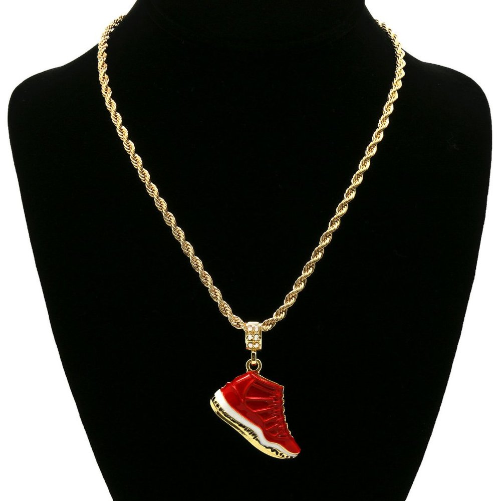 14k Gold Shoe 24" Rope Chain + Pendant